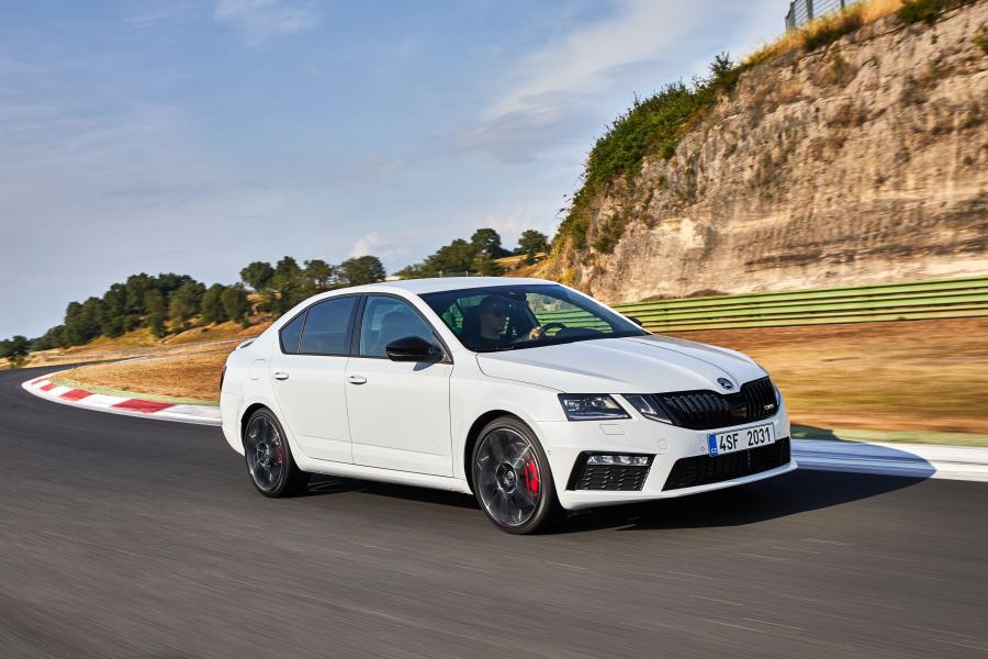  Skoda Octavia RS 245 (5E) 2017 года  (WW) (фото 41 из 50)